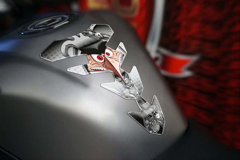 Protector de deposito puig joker gris - Imagen 2